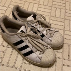 Adidas Superstar Sneakers